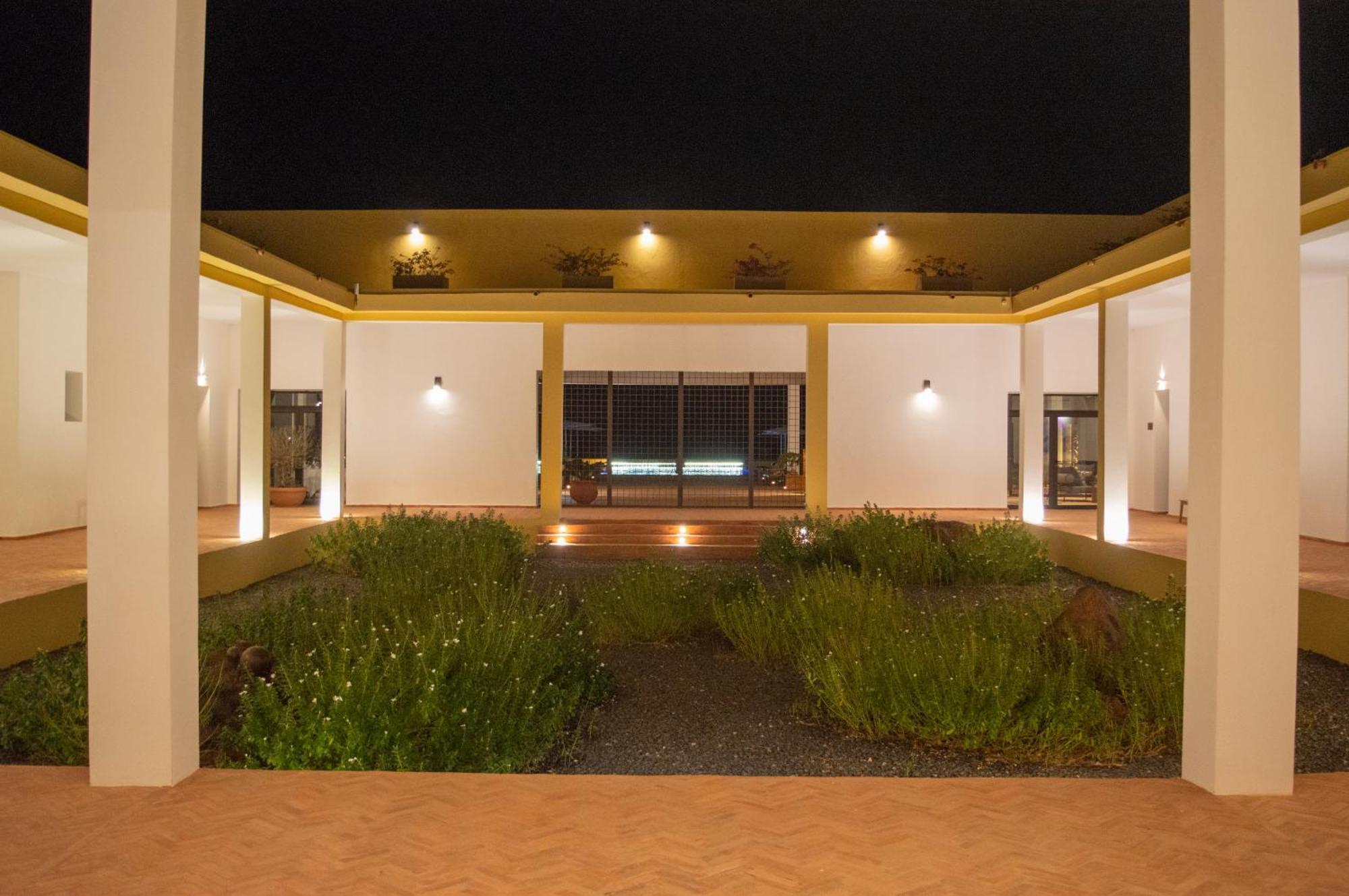 Sama Nopalu Kai Hotel Somone Exterior photo
